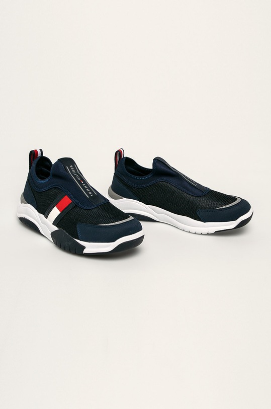 Tommy Hilfiger - Topánky T3B4.30726.39.41 tmavomodrá SS20
