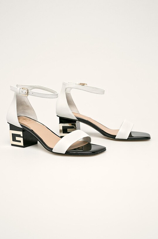 Guess Jeans - Kožené sandále FL6EVA.LEA03 biela SS20