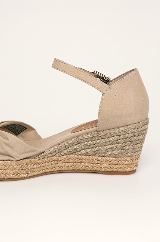 Obuwie Tommy Hilfiger sandały BASIC OPENED TOE MID WEDGE FW0FW04785 beżowy