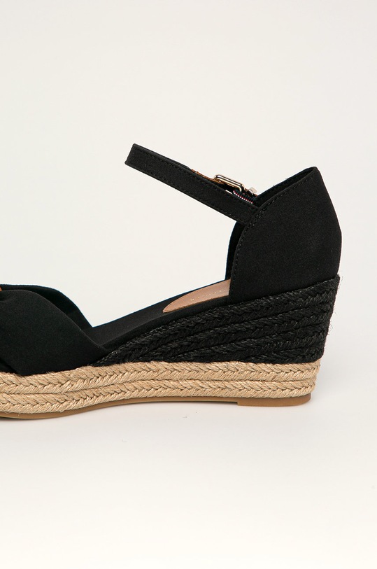 Obuv Sandále Tommy Hilfiger BASIC OPENED TOE MID WEDGE FW0FW04785 čierna