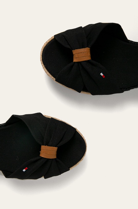 Sandále Tommy Hilfiger BASIC OPENED TOE MID WEDGE FW0FW04785 čierna
