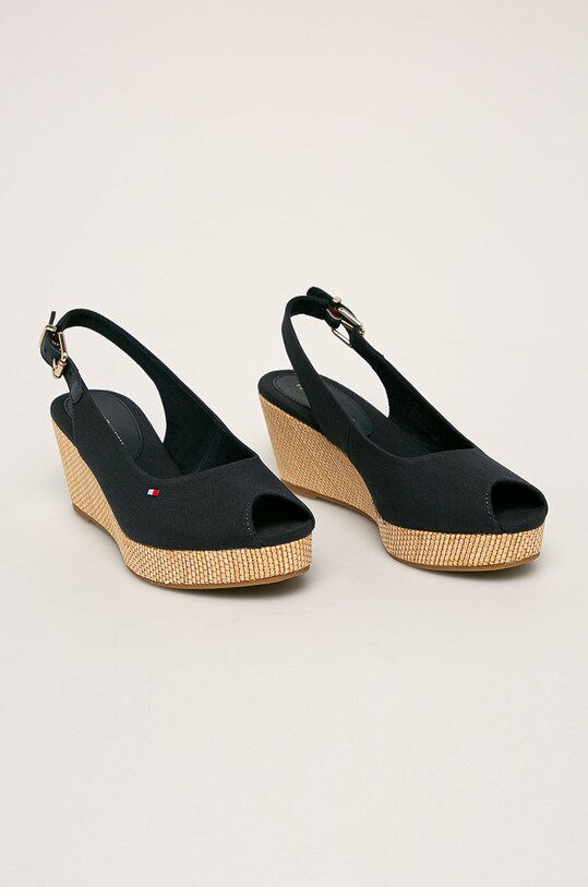 Sandály Tommy Hilfiger ICONIC ELBA SLING BACK WEDGE FW0FW04788 námořnická modř SS24