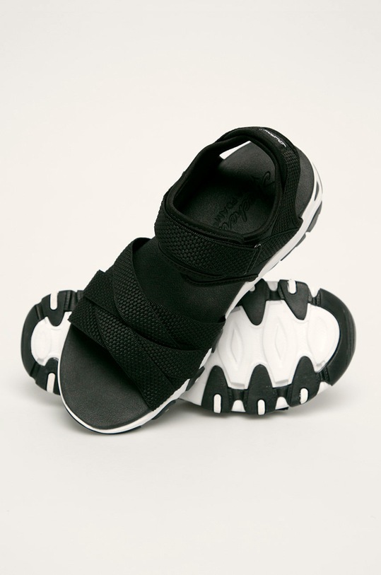 Skechers - Sandále 32996 čierna