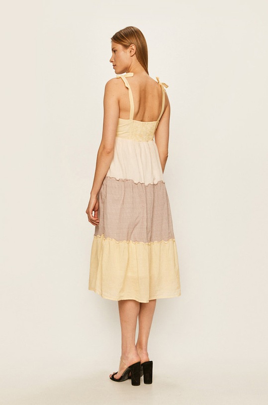 Odzież Vero Moda - Sukienka 10226807 biały