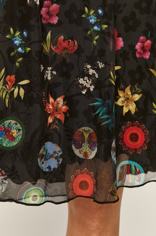 Desigual - Šaty 20SWVK96 čierna