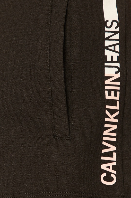 Calvin Klein Jeans - Šortky čierna J20J213609