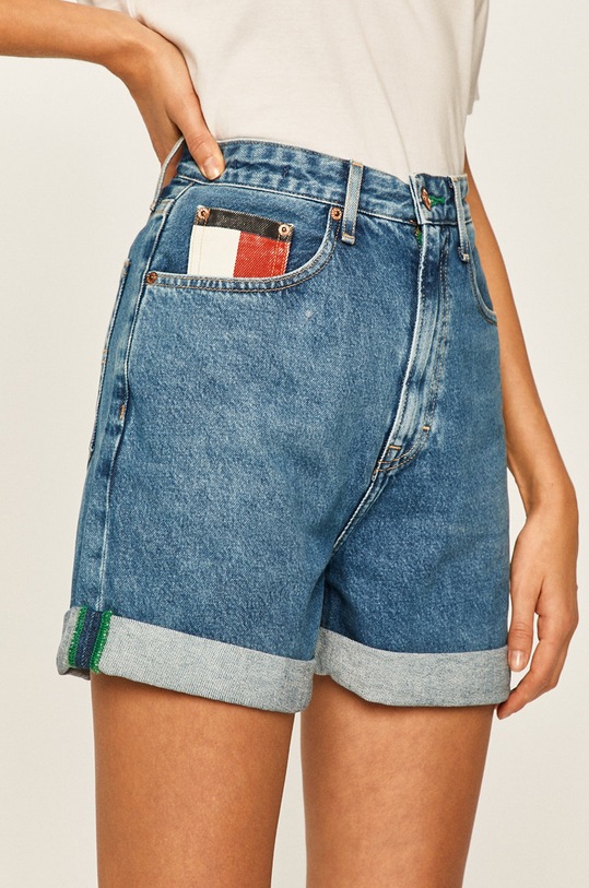 Tommy Jeans - Rifľové krátke nohavice bavlna modrá DW0DW08290