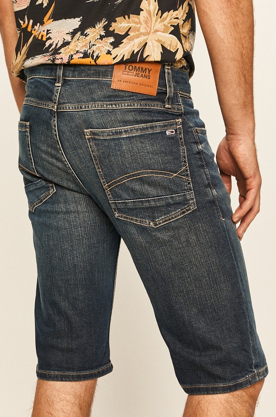 Odzież Tommy Jeans - Szorty jeansowe DM0DM07974 DM0DM07974 niebieski