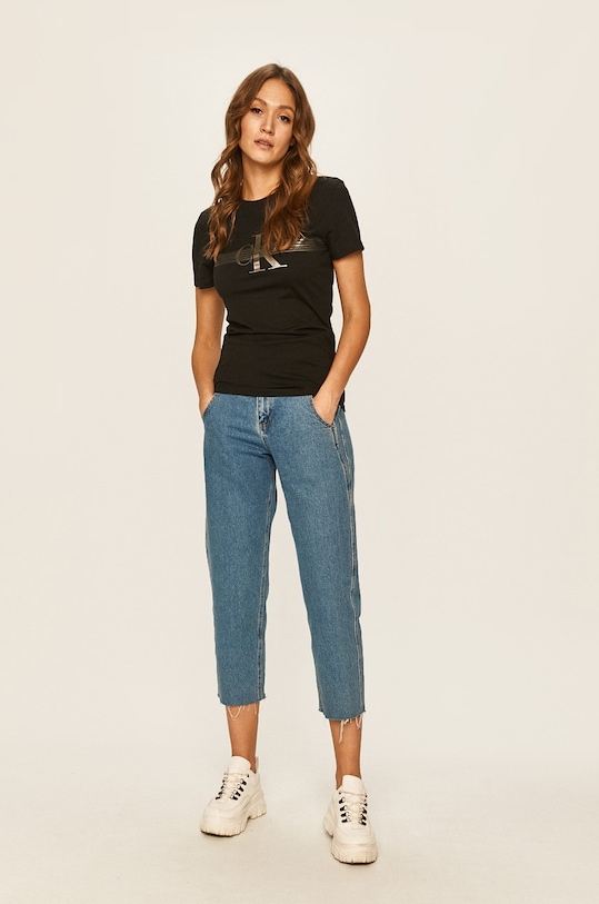 Calvin Klein Jeans - Tričko J20J213554 černá SS20