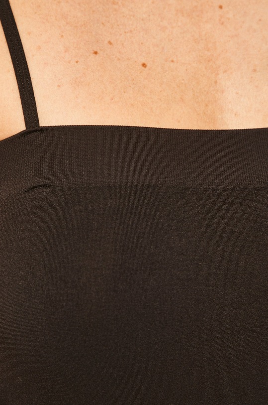 Noisy May - Top 27010926