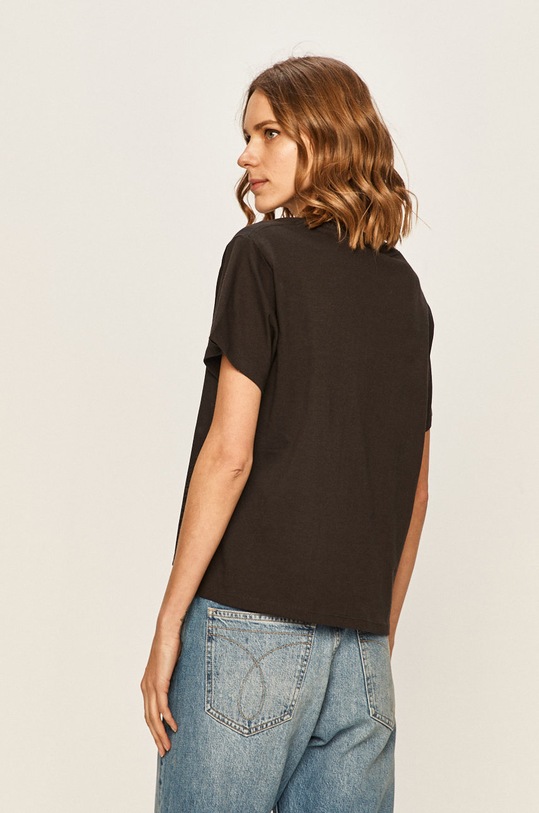 Oblečenie Levi's - Tričko 69973.0043 čierna