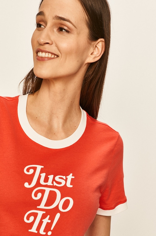 Nike Sportswear - Tričko kulatý červená CT8901