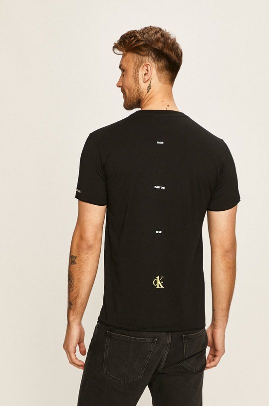 Oblečenie Calvin Klein Jeans - Pánske tričko J30J315782 čierna