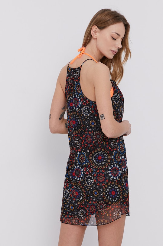 Plážové šaty Desigual 21SWMW24 černá SS21