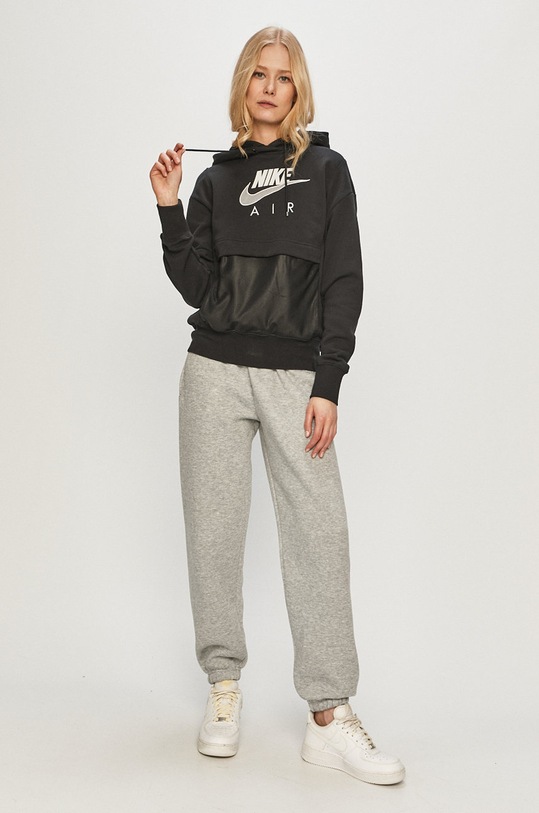 Nike Sportswear - Mikina CZ8620 čierna SS21