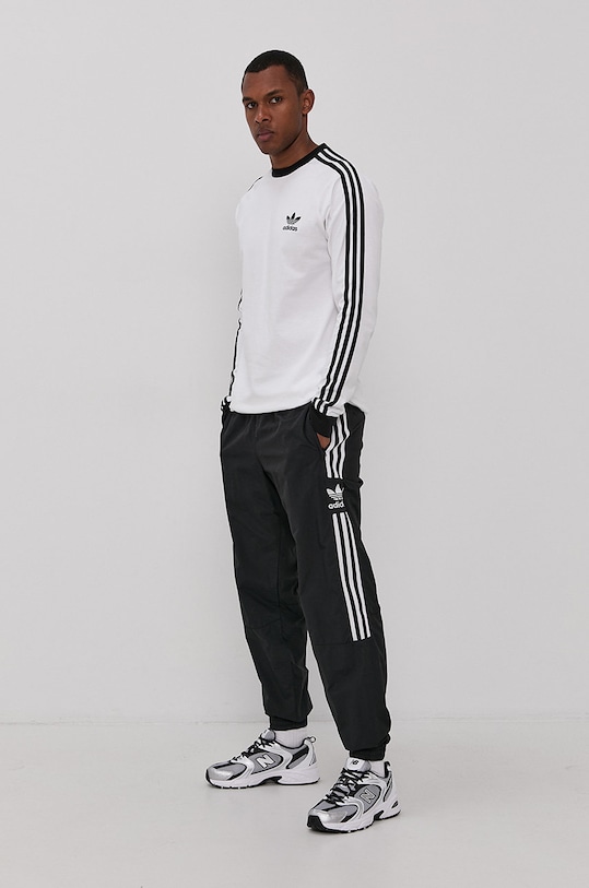 Longsleeve adidas Originals λευκό GN3477