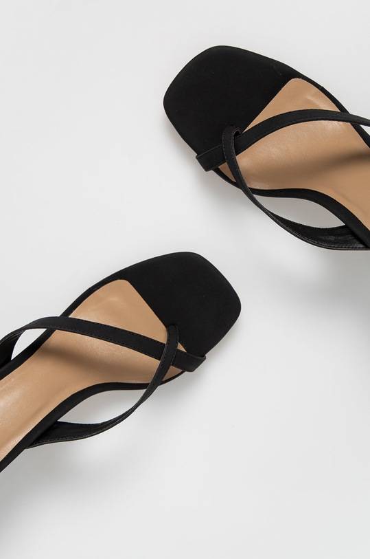 Call It Spring Klapki czarny RILANNA.001