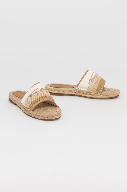 Pantofle Tommy Hilfiger FW0FW05625 béžová SS21