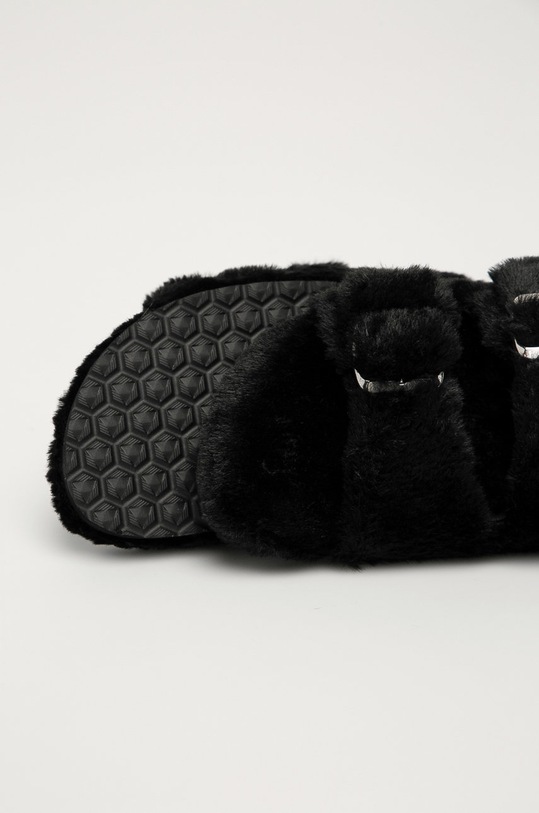 Обувки Steve Madden - Пантофи SM11001528 черен