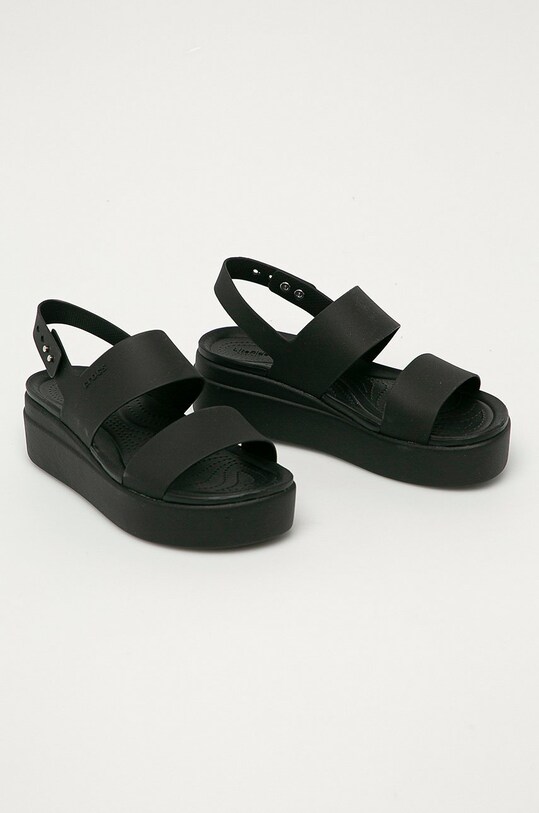 Crocs sandały Brooklyn Low Wedge KLYN.LOW.WEDGE.W.206453 czarny AA00