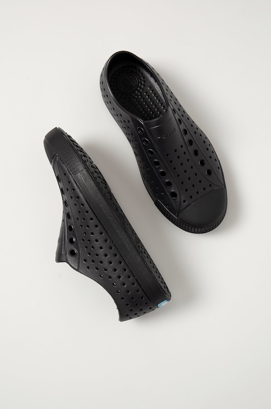 Tenisky Native černá JEFFERSON.11100100.D