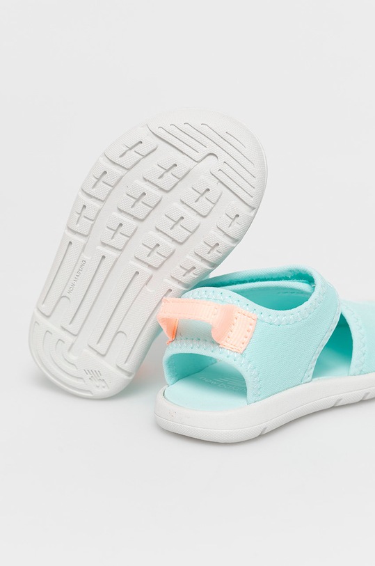 DÍVKA Dětské sandály New Balance IOCRSRMT IOCRSRMT modrá