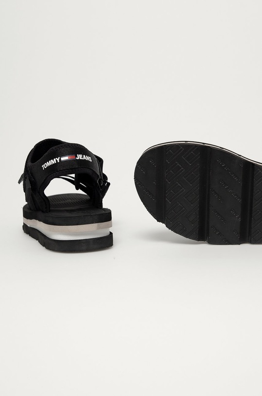 Obuwie Tommy Jeans Sandały EM0EM00680 EM0EM00680 czarny