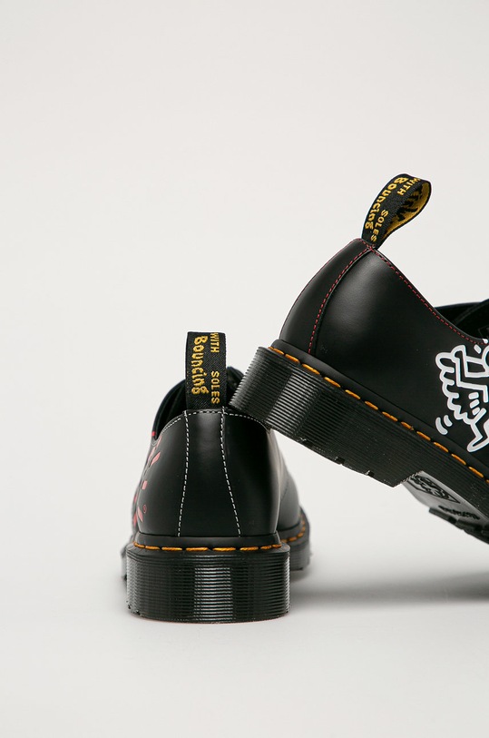 Obuwie Dr. Martens - Półbuty skórzane x Keith Haring 26834001 czarny