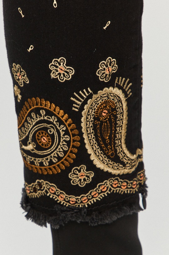Desigual - Jeansi Belgica negru 21SWDD13