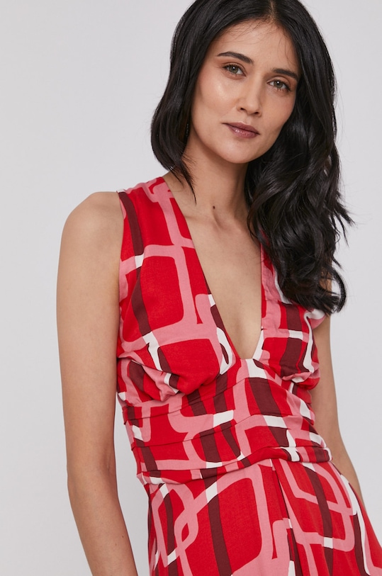 Šaty Sisley červená 4ADA5VGA6.78M