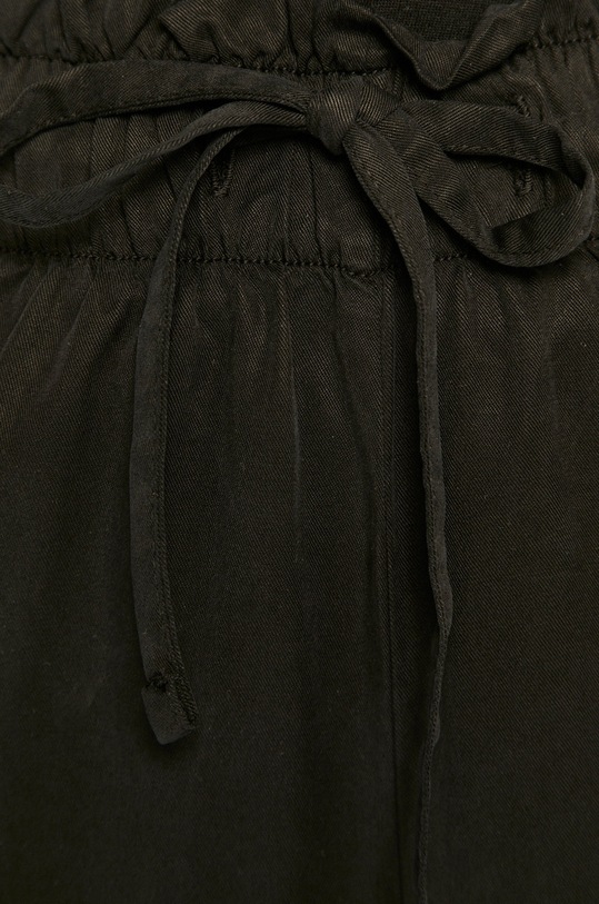 Deha Szorty czarny D43196.10009