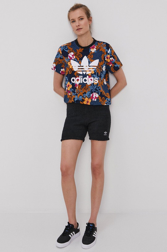 Kraťasy adidas Originals H18836 H18836 černá SS21