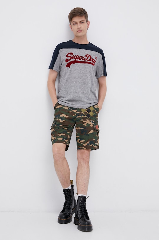 Superdry Pantaloni scurți M7110247A.5IG verde SS21