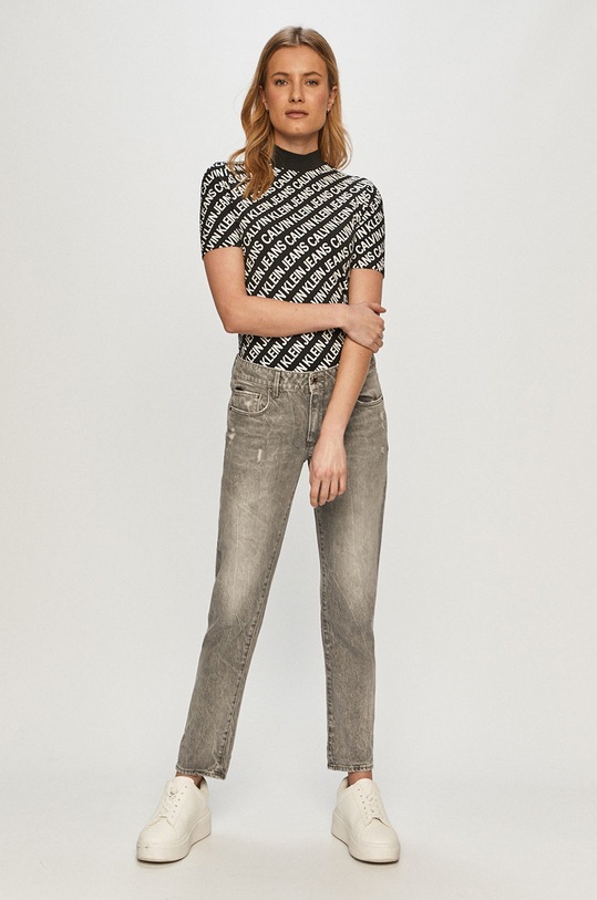 Calvin Klein Jeans - Tričko J20J215613.4891 čierna SS21