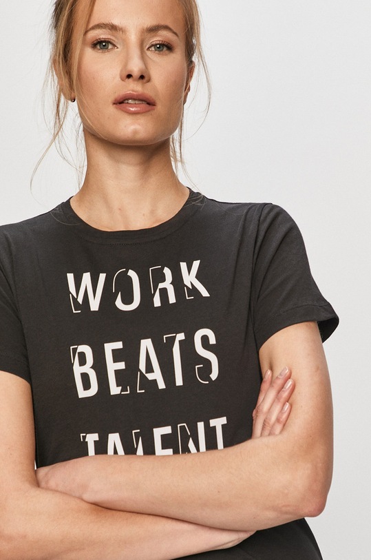 Reebok - Tričko GI6626 čierna GI6626