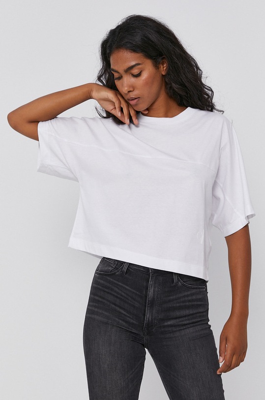Oblečenie Tričko Calvin Klein Jeans J20J215641.4891 biela