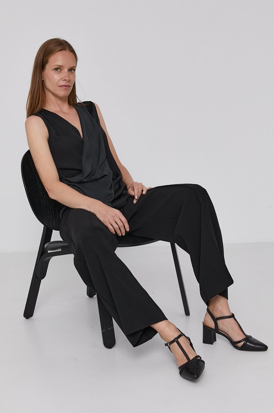 Sisley Bluzka regular czarny 5QR05T3N6.100