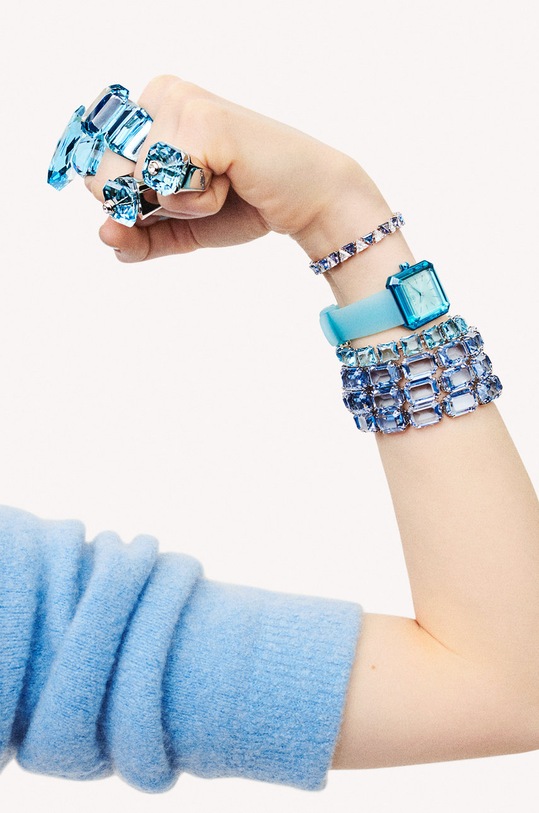 Swarovski óra 5624385 kék