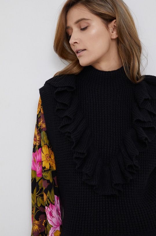 Vesta s příměsí vlny Y.A.S černá 26025157