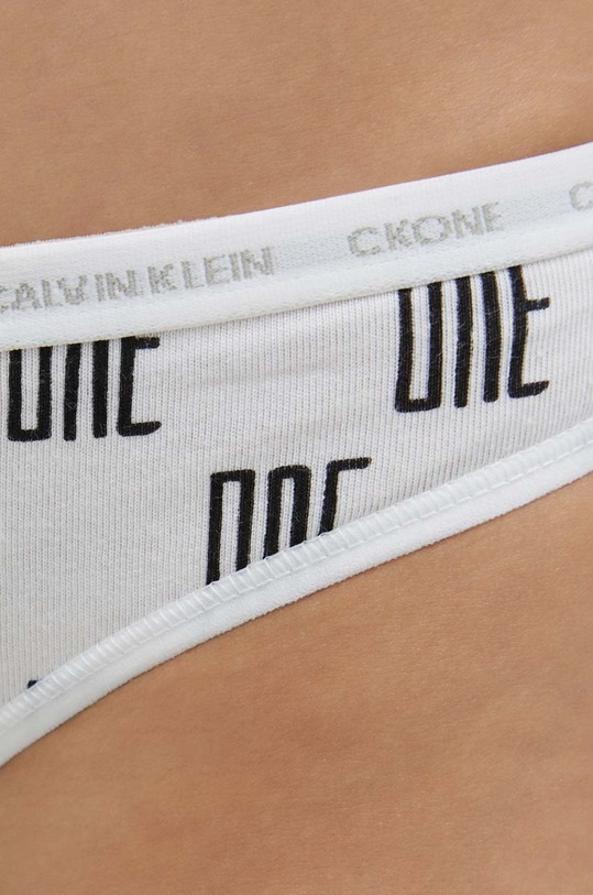 Tanga Calvin Klein Underwear 000QD3788E.PPYY žlutá