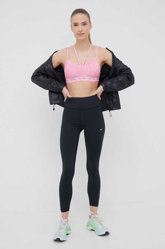 Спортен сутиен Calvin Klein Performance Active Icon 00GWS2K159.PPYY розов SS22