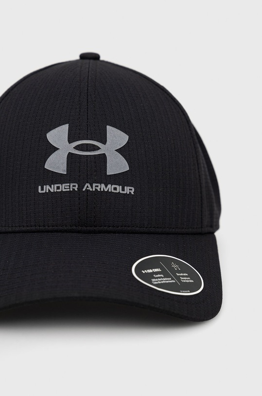 Under Armour șapcă 1361529 1361529 negru SS22