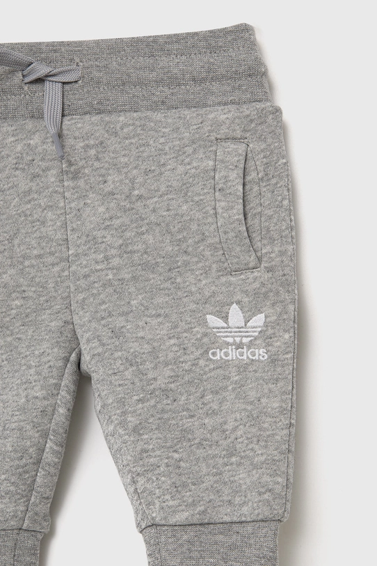 Дитячий спортивний костюм adidas Originals HE6910 сірий HE6910