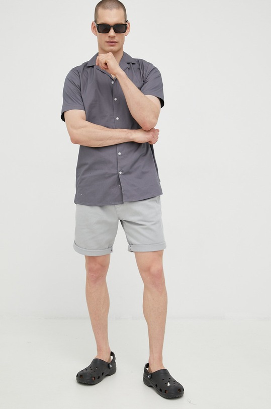 Košile Solid 21106986.184005 šedá SS22