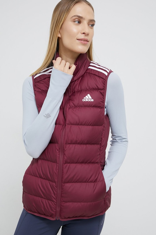 Páperová vesta adidas Performance zateplené fialová GT9147