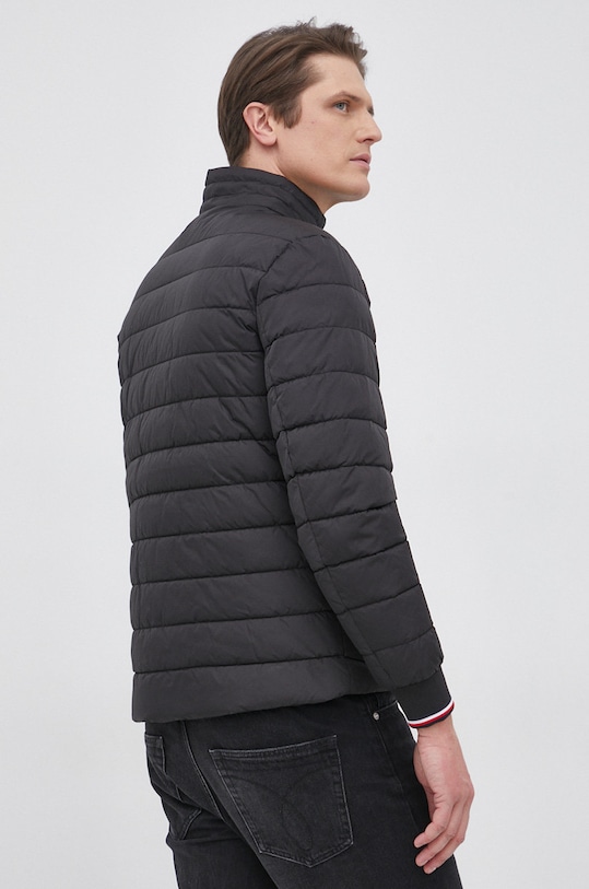 Odzież Tommy Hilfiger Kurtka MW0MW21158.PPYY czarny