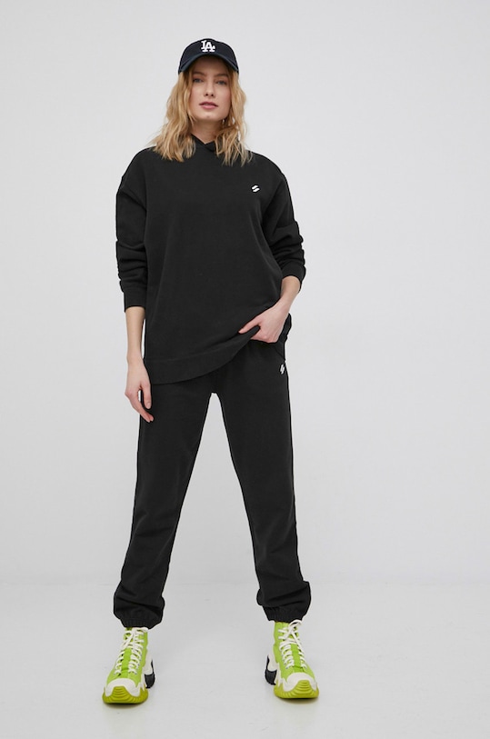 Superdry spodnie WS311492A.02A czarny SS22