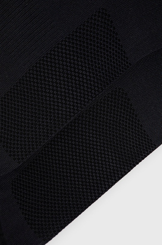 Čarape Peak Performance G77367020 crna SS22