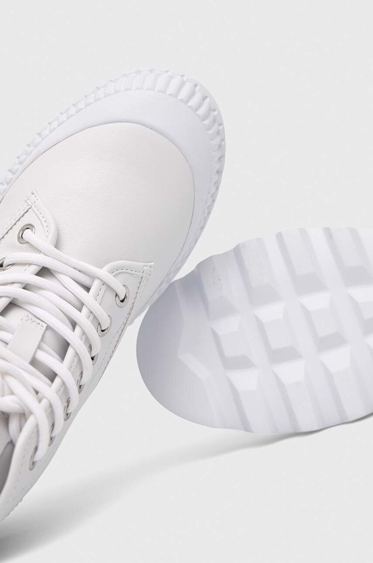 Obuv Kožené tenisky Karl Lagerfeld TREKKA II KL45230.011 biela