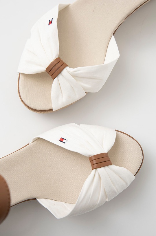Sandály Tommy Hilfiger bílá FW0FW00906.YBL